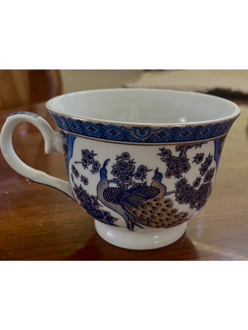 Vintage PEARL Chinoiserie Peacock Teacup & Saucer Set of 6 w/ Padded Heart Box - Picture 6 of 8